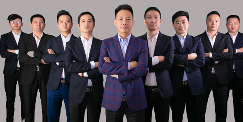 西裝定制哪家好，臻上西裝定制讓白領從此愛